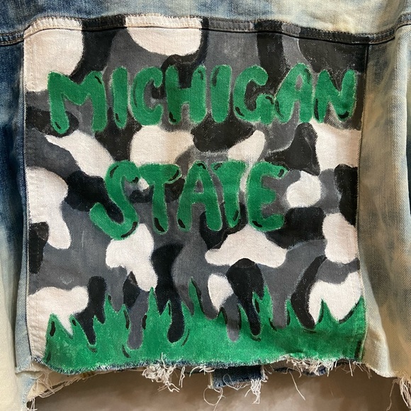 Custom Hand Painted Michigan State Denim Jacket, Size XL - Picture 3 of 14